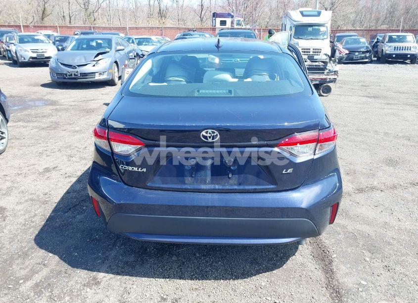 Photo 16 of 2022 Toyota Corolla LE (VIN 5YFEPMAE8NP302491)
