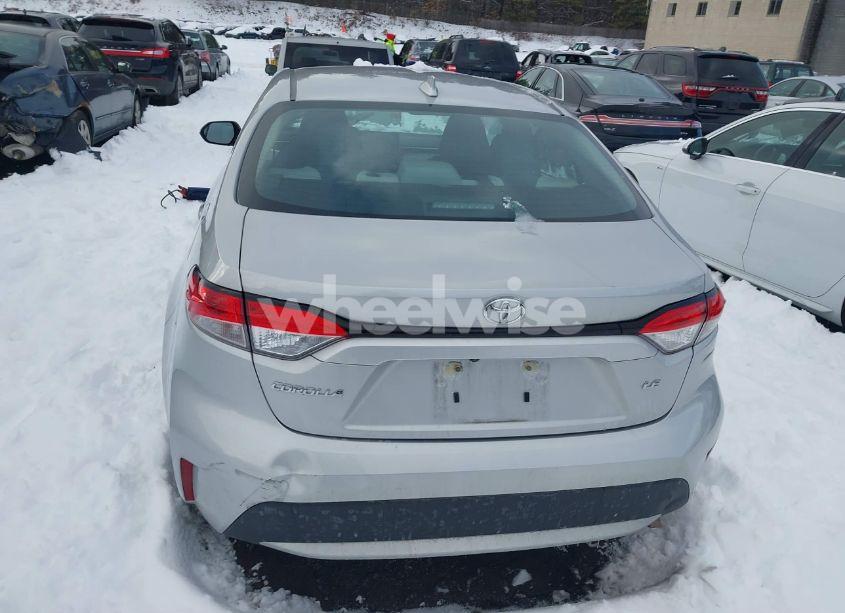 Photo 16 of 2022 Toyota Corolla LE (VIN 5YFEPMAE8NP312003)