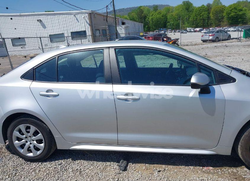 Photo 14 of 2022 Toyota Corolla LE (VIN 5YFEPMAE8NP329299)