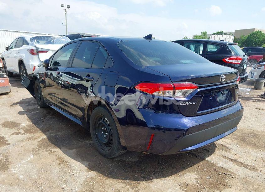 Photo 3 of 2022 Toyota Corolla LE (VIN 5YFEPMAE8NP338262)