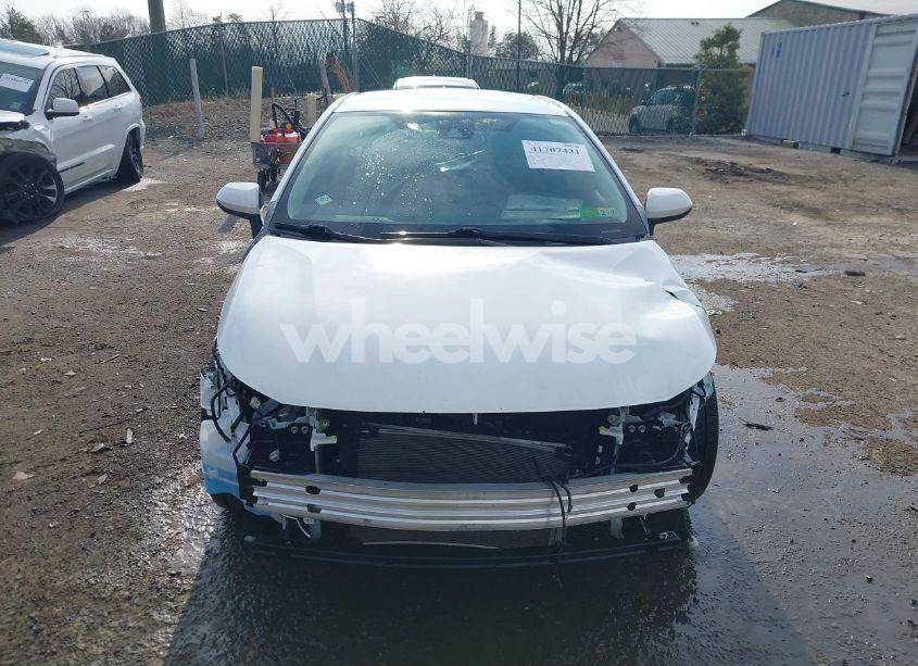 Photo 13 of 2022 Toyota Corolla LE (VIN 5YFEPMAE8NP362013)