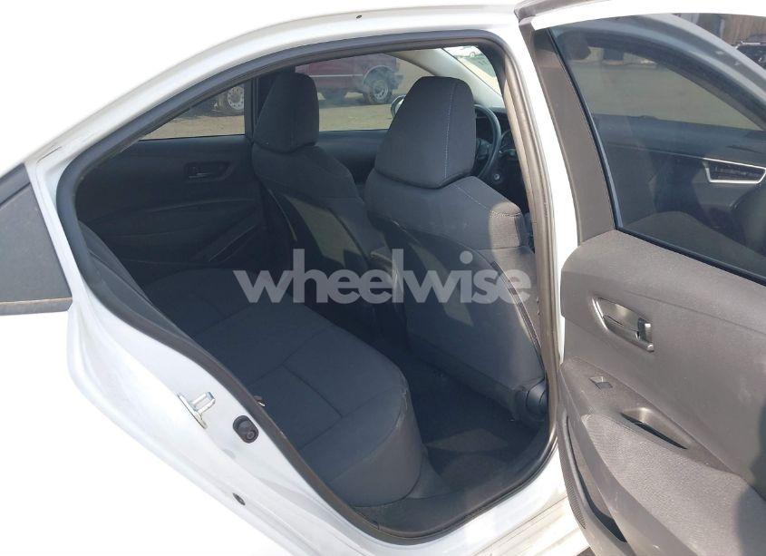 Photo 8 of 2022 Toyota Corolla LE (VIN 5YFEPMAE8NP362013)