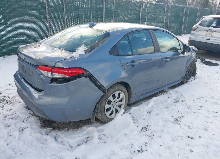 Photo 4 of 2022 Toyota Corolla LE (VIN 5YFEPMAE8NP373495)