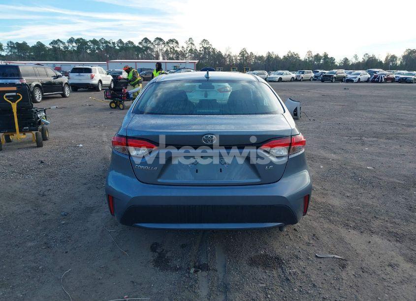 Photo 16 of 2022 Toyota Corolla LE (VIN 5YFEPMAE8NP377661)