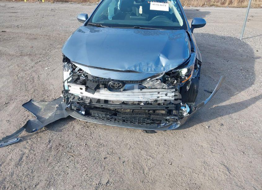 Photo 6 of 2022 Toyota Corolla LE (VIN 5YFEPMAE8NP377661)