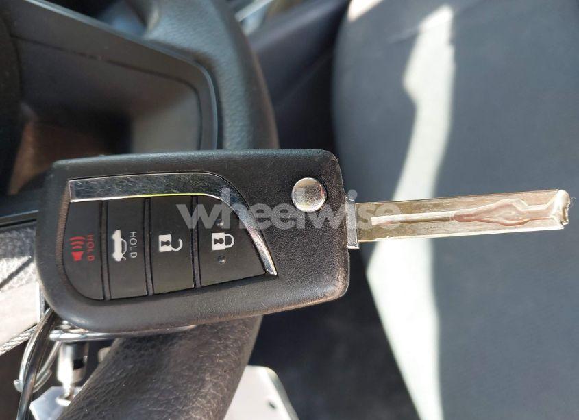 Photo 11 of 2022 Toyota Corolla LE (VIN 5YFEPMAE8NP379376)