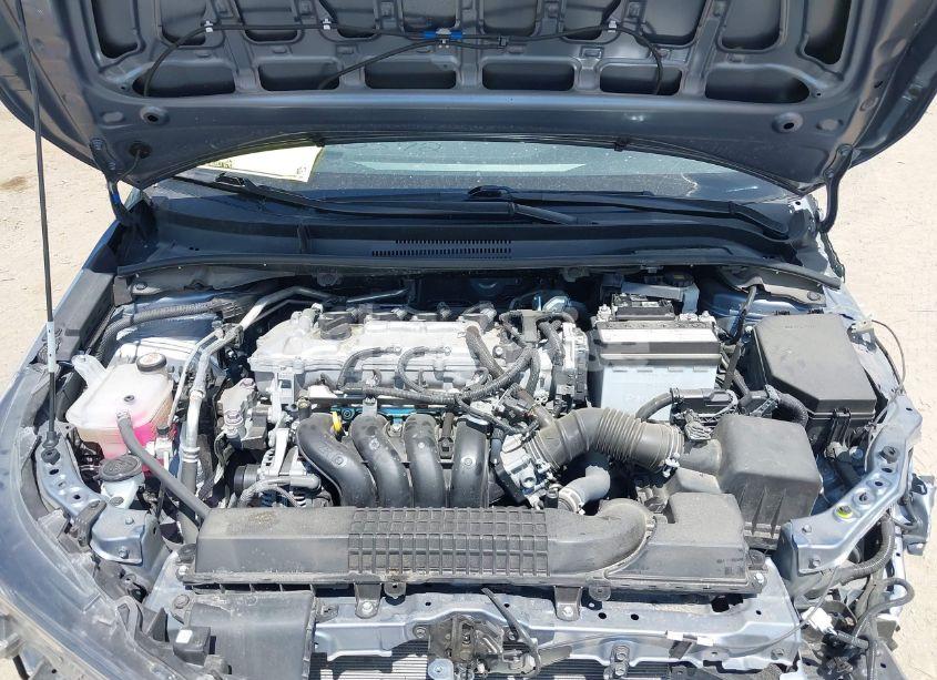 Photo 10 of 2022 Toyota Corolla LE (VIN 5YFEPMAE8NP385419)