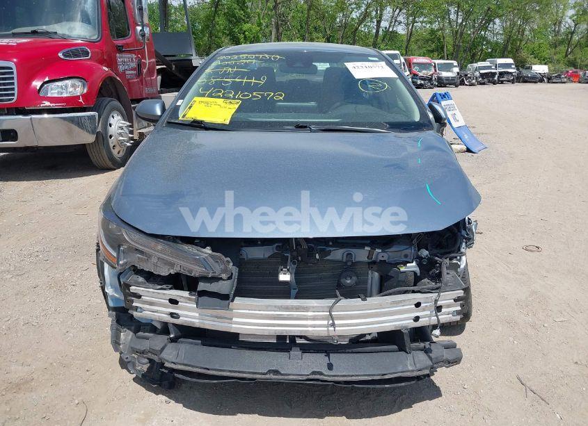 Photo 12 of 2022 Toyota Corolla LE (VIN 5YFEPMAE8NP385419)