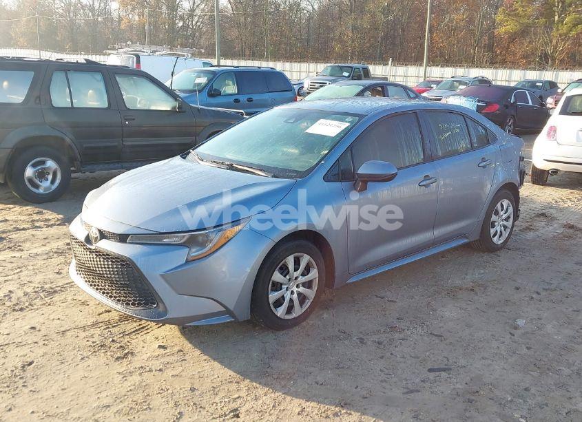 Photo 2 of 2022 Toyota Corolla LE (VIN 5YFEPMAE8NP390684)
