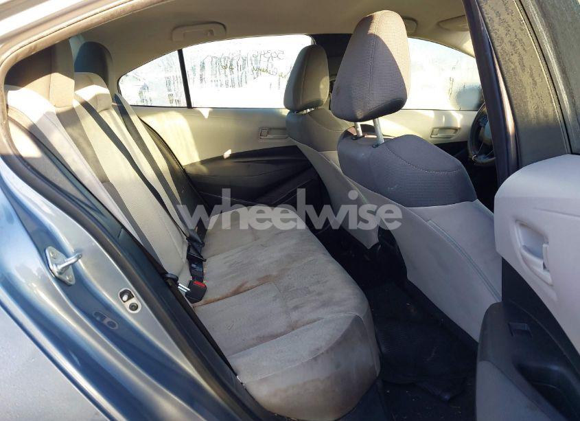 Photo 8 of 2022 Toyota Corolla LE (VIN 5YFEPMAE8NP390684)