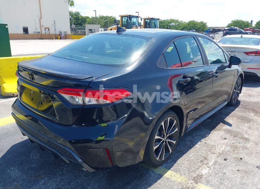 Photo 4 of 2021 Toyota Corolla LE (VIN 5YFEPMAE9MP147707)