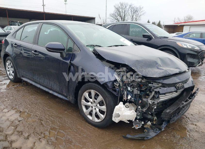 2021 Toyota Corolla LE (VIN 5YFEPMAE9MP168508) main photo