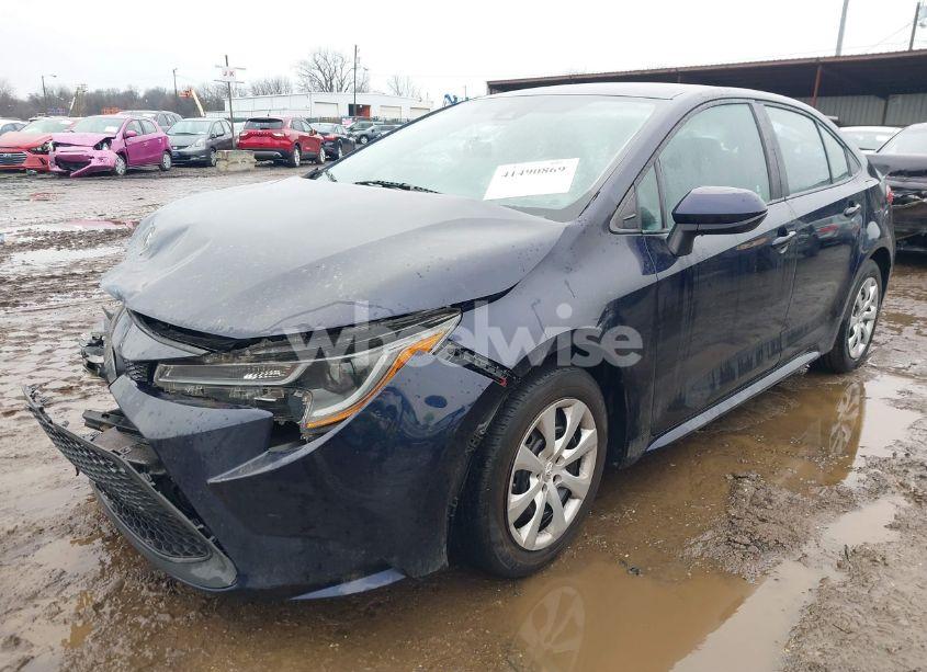 Photo 2 of 2021 Toyota Corolla LE (VIN 5YFEPMAE9MP168508)