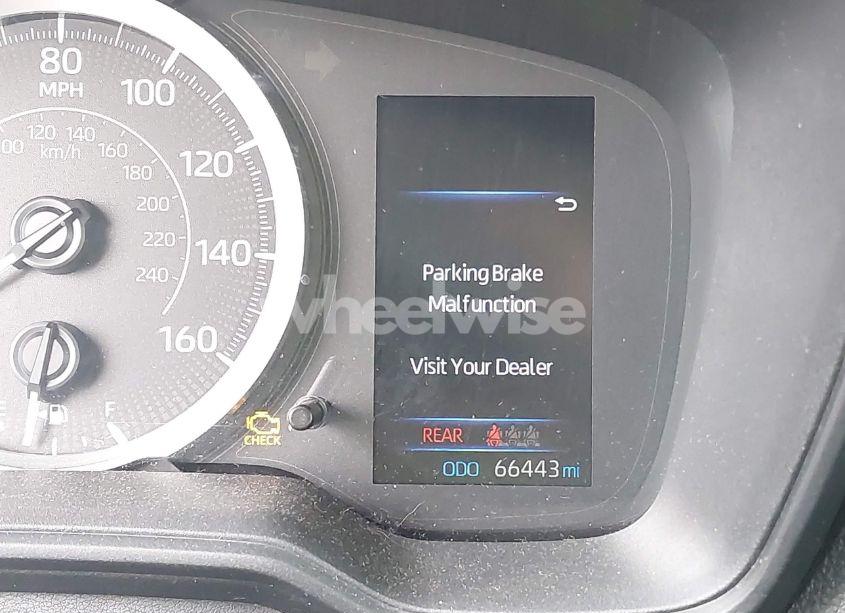 Photo 16 of 2021 Toyota Corolla LE (VIN 5YFEPMAE9MP176642)