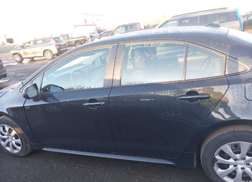 Photo 14 of 2021 Toyota Corolla LE (VIN 5YFEPMAE9MP178262)
