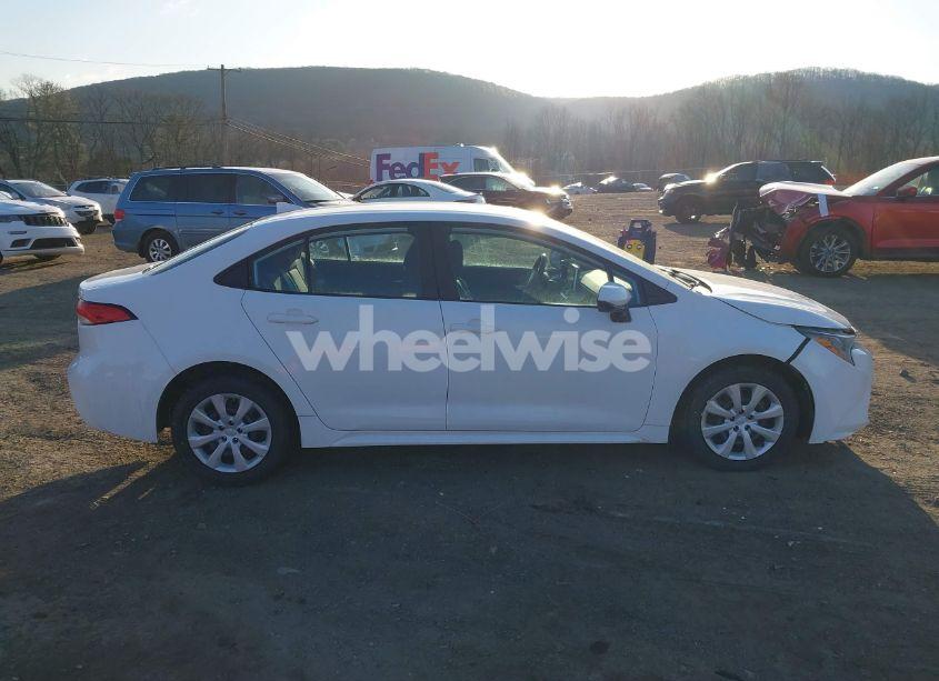 Photo 13 of 2021 Toyota Corolla (VIN 5YFEPMAE9MP184725)