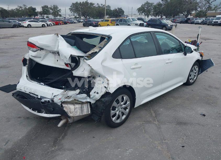 Photo 4 of 2021 Toyota Corolla LE (VIN 5YFEPMAE9MP198950)