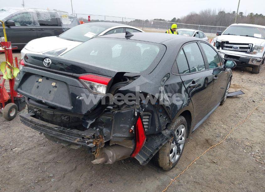 Photo 4 of 2021 Toyota Corolla LE (VIN 5YFEPMAE9MP202608)