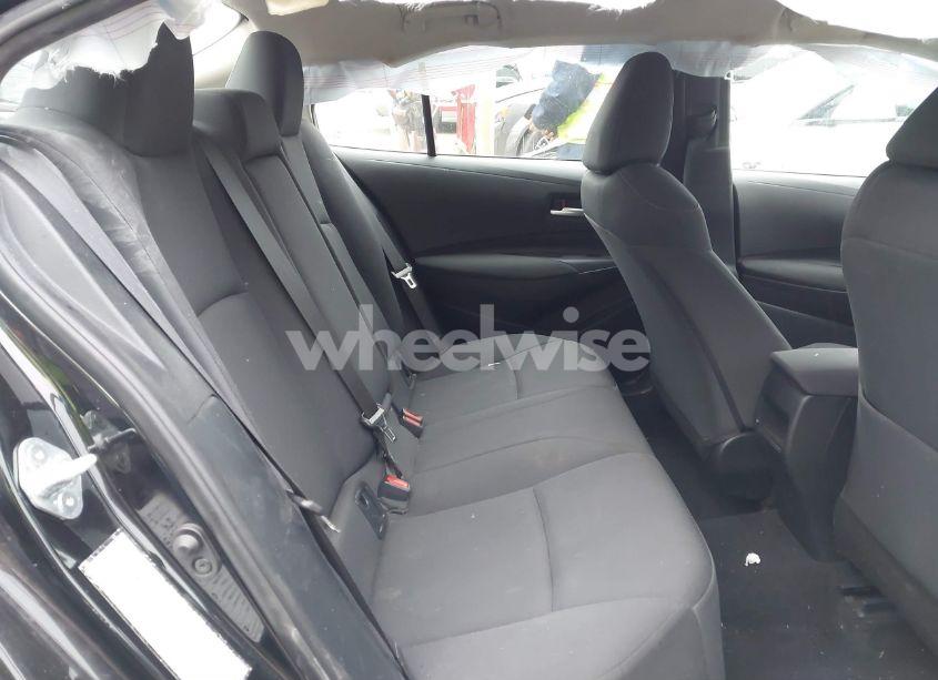 Photo 8 of 2021 Toyota Corolla LE (VIN 5YFEPMAE9MP202608)