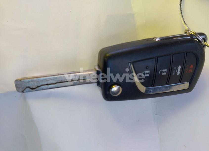 Photo 11 of 2021 Toyota Corolla LE (VIN 5YFEPMAE9MP203743)