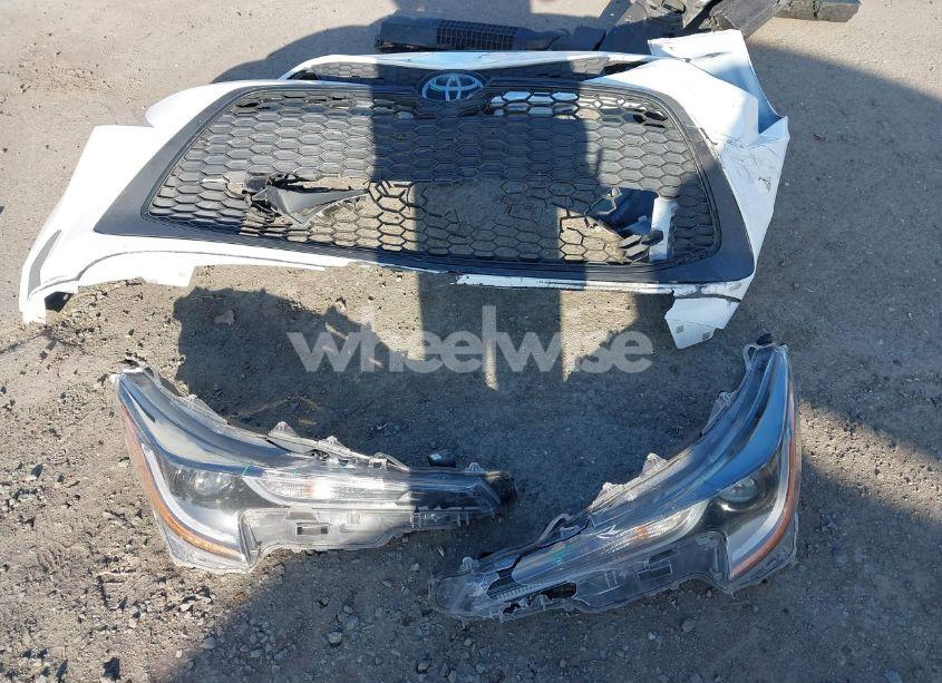 Photo 12 of 2021 Toyota Corolla LE (VIN 5YFEPMAE9MP203743)