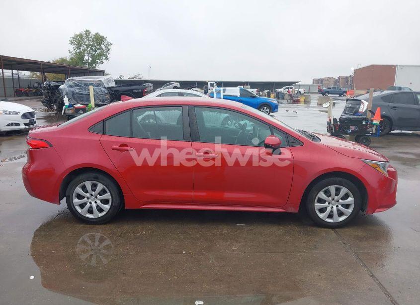 Photo 13 of 2021 Toyota Corolla LE (VIN 5YFEPMAE9MP206187)
