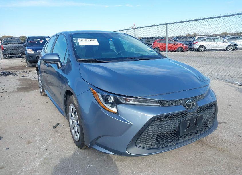 2021 Toyota Corolla LE (VIN 5YFEPMAE9MP208764) main photo