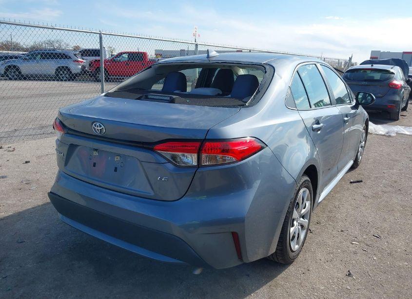 Photo 4 of 2021 Toyota Corolla LE (VIN 5YFEPMAE9MP208764)
