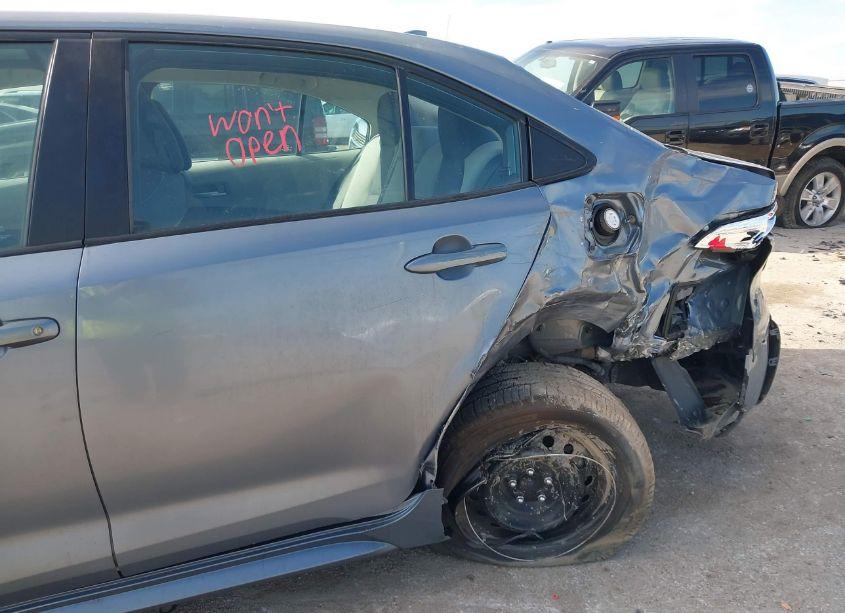 Photo 6 of 2021 Toyota Corolla LE (VIN 5YFEPMAE9MP208764)