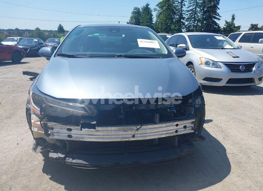 Photo 13 of 2021 Toyota Corolla LE (VIN 5YFEPMAE9MP215701)