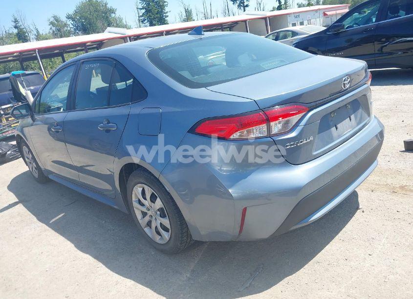Photo 3 of 2021 Toyota Corolla LE (VIN 5YFEPMAE9MP215701)