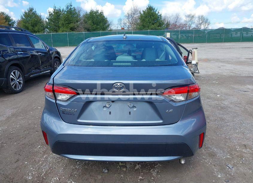 Photo 16 of 2021 Toyota Corolla LE (VIN 5YFEPMAE9MP230411)