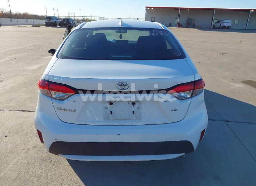Photo 16 of 2021 Toyota Corolla LE (VIN 5YFEPMAE9MP250268)