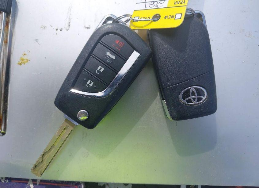 Photo 11 of 2021 Toyota Corolla LE (VIN 5YFEPMAE9MP262503)