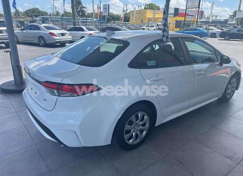 Photo 4 of 2021 Toyota Corolla LE (VIN 5YFEPMAE9MP267507)