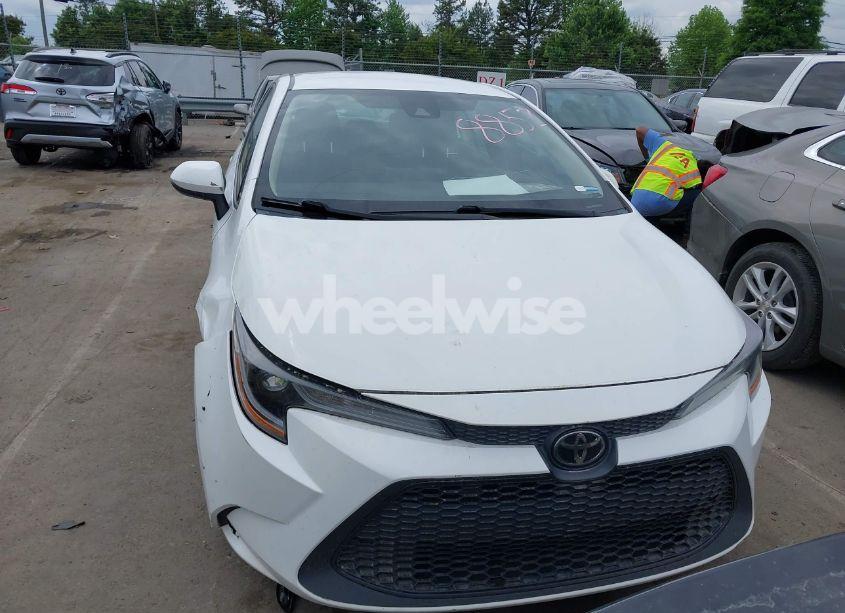 Photo 12 of 2021 Toyota Corolla LE (VIN 5YFEPMAE9MP268852)