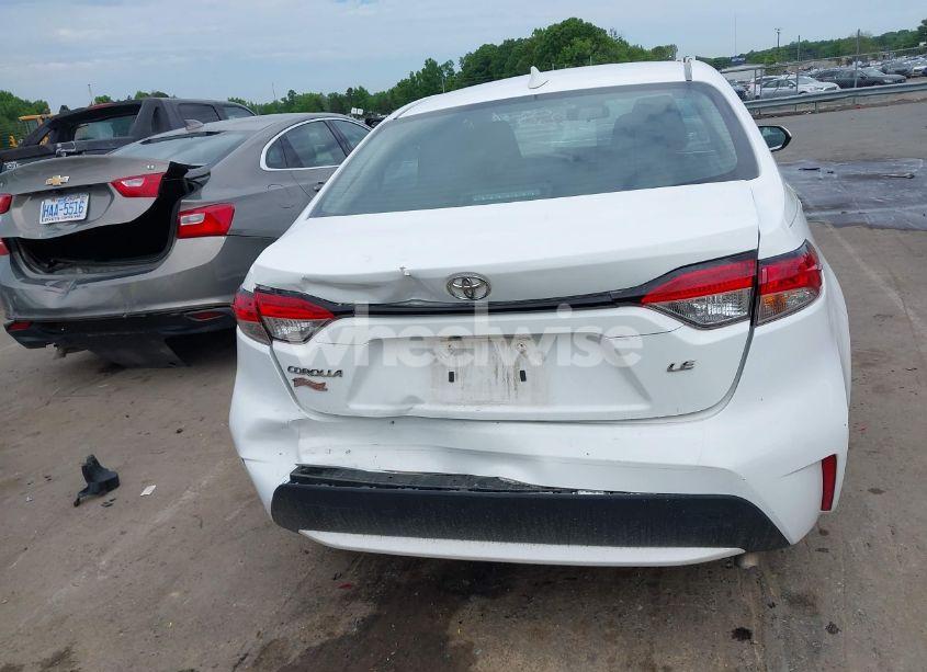 Photo 16 of 2021 Toyota Corolla LE (VIN 5YFEPMAE9MP268852)