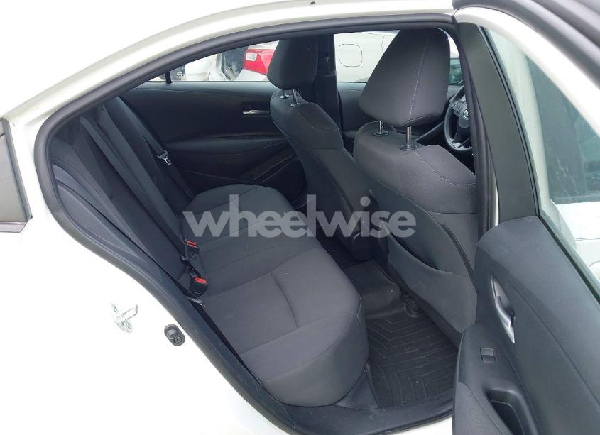 Photo 8 of 2021 Toyota Corolla LE (VIN 5YFEPMAE9MP268852)