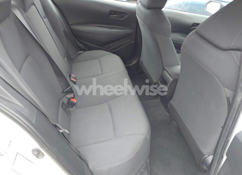 Photo 8 of 2022 Toyota Corolla LE (VIN 5YFEPMAE9NP272871)