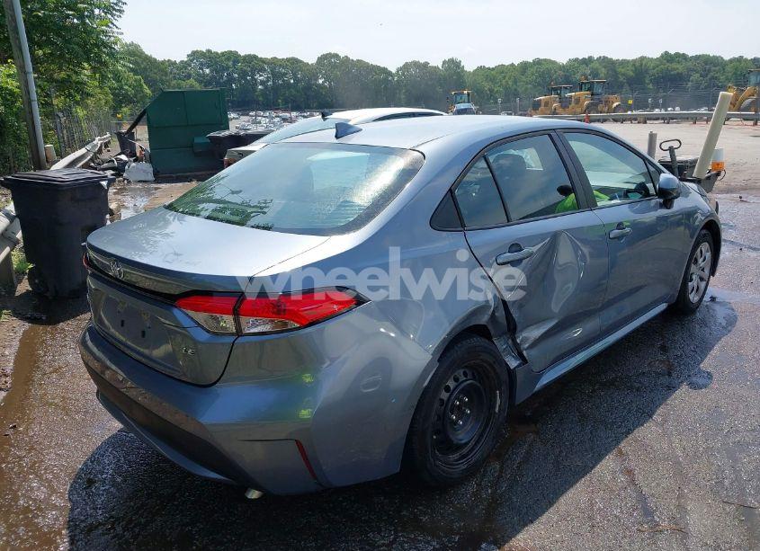 Photo 4 of 2022 Toyota Corolla LE (VIN 5YFEPMAE9NP281005)