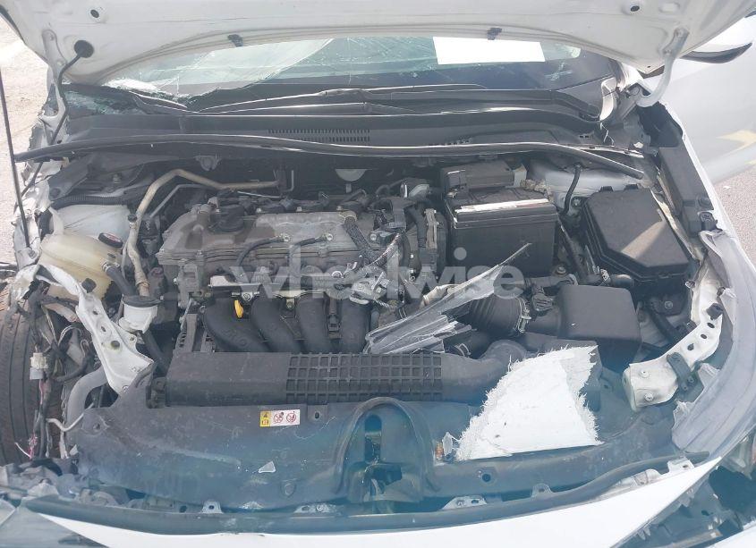 Photo 10 of 2022 Toyota Corolla LE (VIN 5YFEPMAE9NP298791)