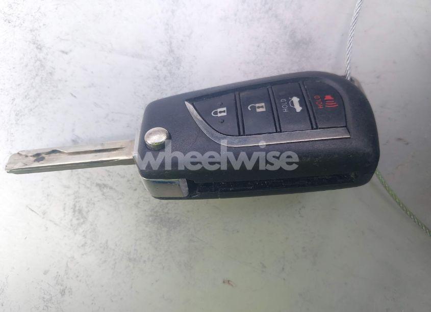 Photo 11 of 2022 Toyota Corolla LE (VIN 5YFEPMAE9NP298791)