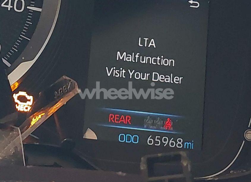 Photo 15 of 2022 Toyota Corolla LE (VIN 5YFEPMAE9NP305562)