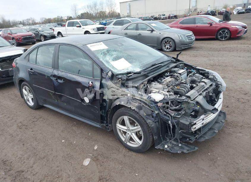 2022 Toyota Corolla LE (VIN 5YFEPMAE9NP308655) main photo