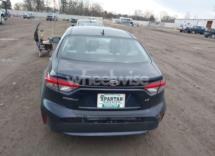 Photo 16 of 2022 Toyota Corolla LE (VIN 5YFEPMAE9NP308655)