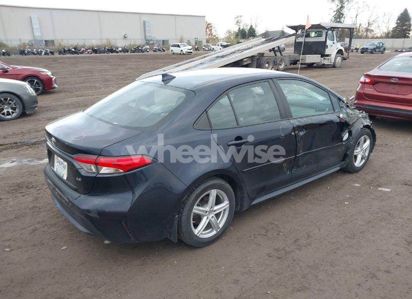 Photo 4 of 2022 Toyota Corolla LE (VIN 5YFEPMAE9NP308655)