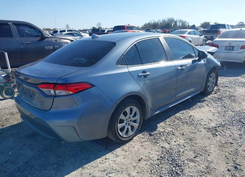 Photo 4 of 2022 Toyota Corolla LE (VIN 5YFEPMAE9NP310244)