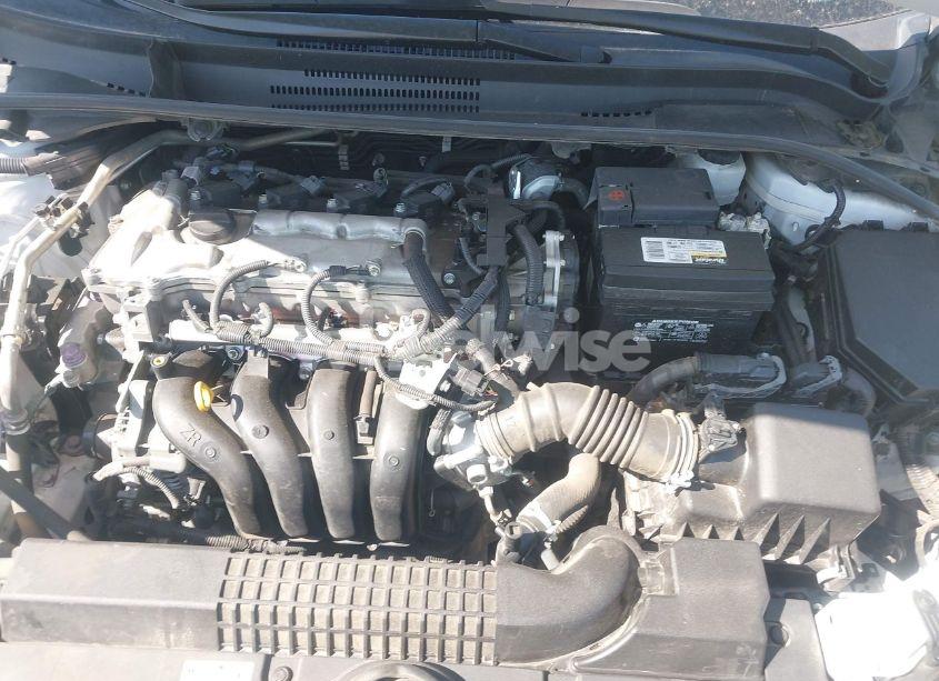 Photo 10 of 2022 Toyota Corolla LE (VIN 5YFEPMAE9NP317615)