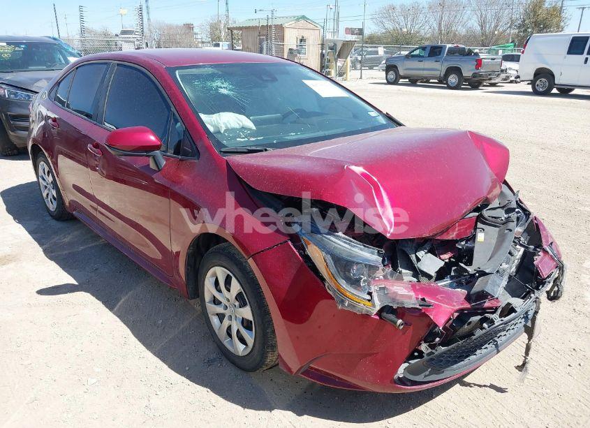 2022 Toyota Corolla LE (VIN 5YFEPMAE9NP332132) main photo
