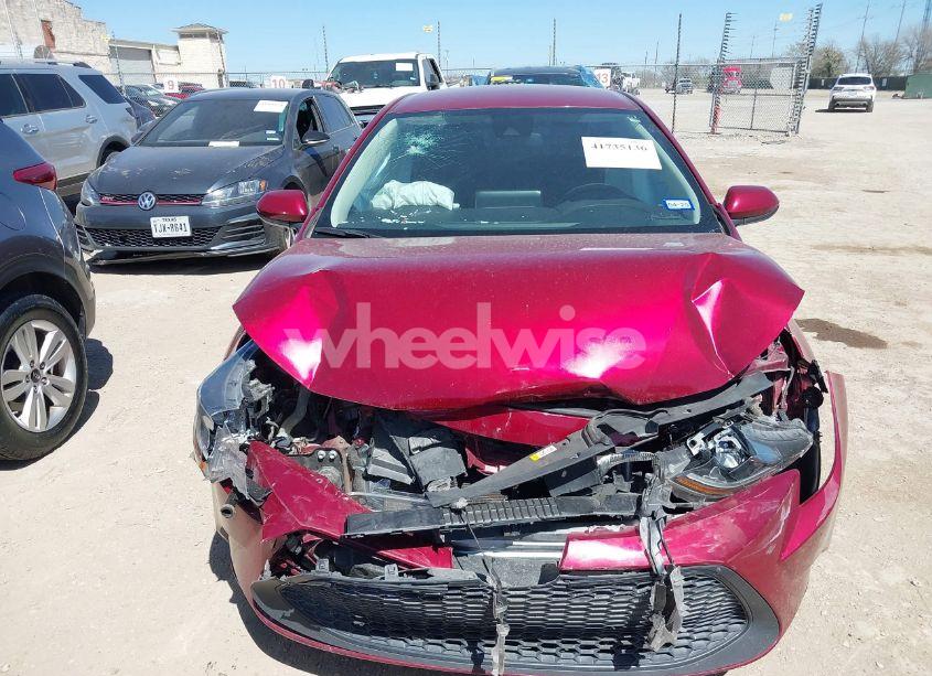 Photo 12 of 2022 Toyota Corolla LE (VIN 5YFEPMAE9NP332132)